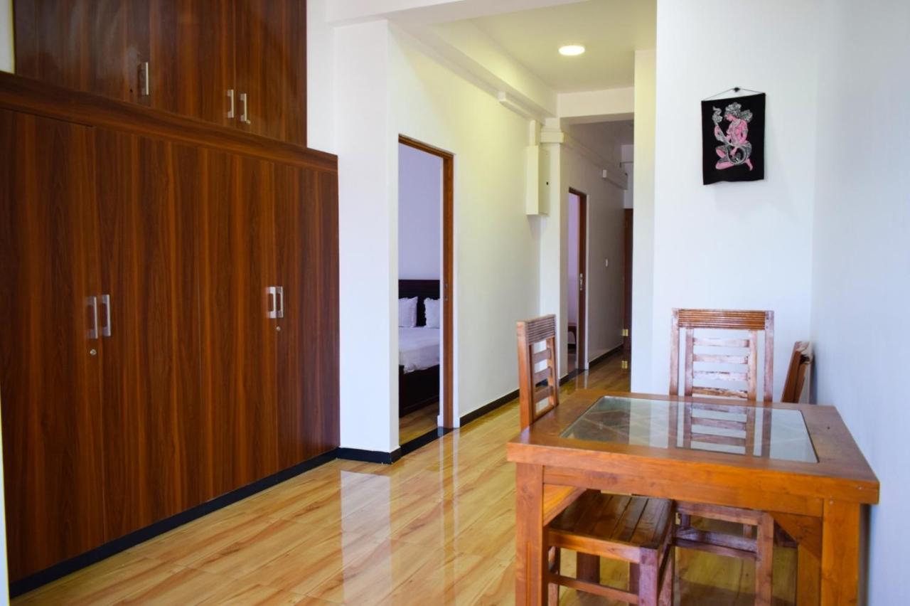 Holiday Villa Trincomalee Esterno foto